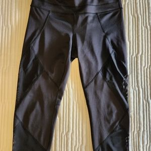 Athleta Women's Black Mesh Crop Legging Small